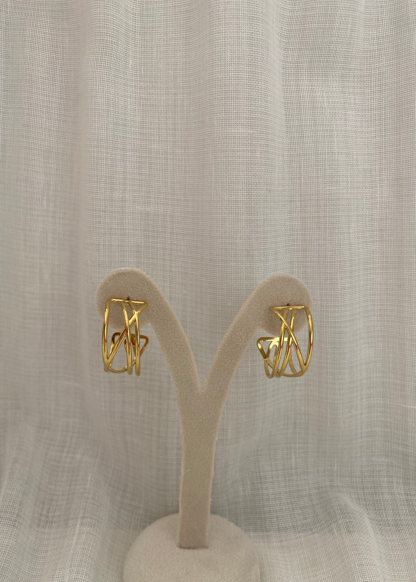 Pendientes cruzados